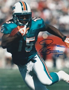 DAVONE BESS MIAMI DOLPHINS ACTION SIGNED 8x10 - Picture 1 of 1