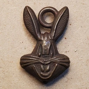 BUGS BUNNY Warner Brothers Gumball Charm not Cracker Jack VP006 - Picture 1 of 2
