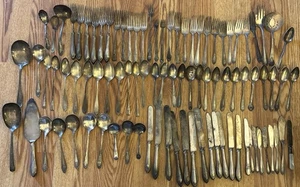 Konvolut 92 Stück Vintage Antik Versilbert Messer Löffel Gabeln Gemeinschaft - Bild 1 von 18