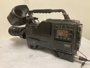 Sony BVW-300A Betacam SP VTR-in Camera Combo-Fujinon Lens, View finder & Mic. - Picture 1 of 10