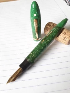 Sheaffer's oversize balance green lifetime 14k nib good colour see description - Picture 1 of 24