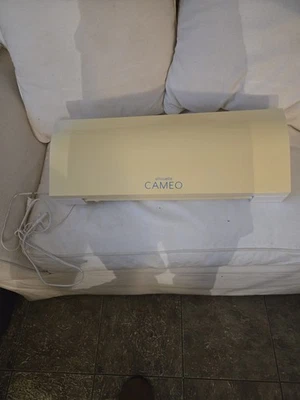 Silhouette Cameo 3 Electronic Cutter Die Cutting Machine Bluetooth W/ Cover - Image 1 of 4