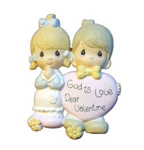 Precious Moments PIN Valentines Vintage GOD IS LOVE Boy Girl HEART Enesco Brooch - Picture 1 of 2
