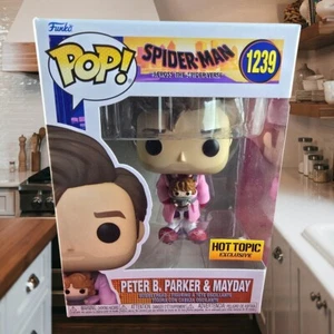 Peter b. Parker & Mayday Hot Topic Funko # 1239 (nuevo en caja) con protector pop - Imagen 1 de 7