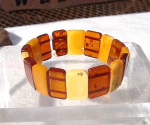 Vintage Genuine Amber Stretch Bracelet Butterscotch Egg Yolk Cognac 16.4 grams - Picture 1 of 7
