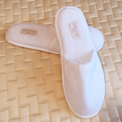 Luxurious Frette Disposable Hotel Guest Slippers in Lots of 10 Pairs - Image 1 of 4