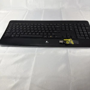 Logitech K800 Illuminated Lit Up Kabellose Tastatur mit Dongle - Funktioniert - Bild 1 von 9