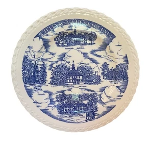 Williamsburg Virginia 10” Blue White Vintage Decorative Collector Plate - Picture 1 of 3