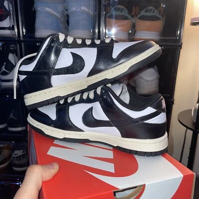 Size 5.5 - Nike Dunk Low Vintage Panda W - Image 1 of 4