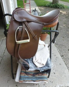 17.5in Passier Dressage Saddle - Picture 1 of 6