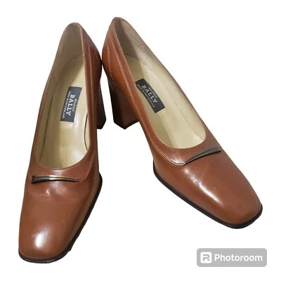 Bombas de tabaco Bally Suiza para mujer Renziana talla 8 M 3 1/2 pulgadas tacón bloque Foto 1 de 4