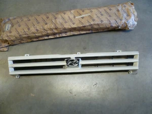 Subaru, Series 2 Front Grille - Picture 1 of 3