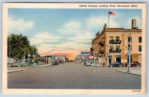 1943 MOORHEAD MINNESOTA CANTER AVENUE LOOKING WEST CLASSIC CARS DRUG STORE LINEN - Picture 1 of 2