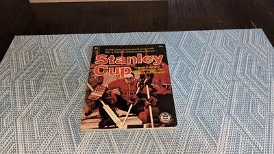 1972 NHL Hockey Stanley Cup Dell PB Booklet - Image 1 of 4