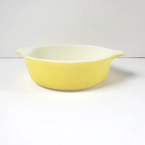 Vintage Pyrex Yellow Round Casserole Dish Retro 471 1 PT. NO LID - Picture 1 of 6