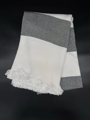 WILLIAMS SONOMA INDOOR/OUTDOOR STRIPED ACRYLIC THROW 44x72 BRAND NEW BK/WH - Image 1 of 4