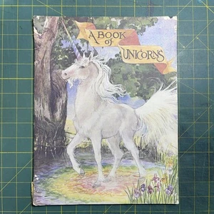 A Book of Unicorns Book Green Tiger Press 1978 1s Print PB Lithographs - Picture 1 of 9