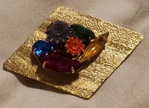 Vintage 1960s Mod Artsy Multi-Colored Prong Set Rhinestone Gold Tone Brooch 2" - Picture 1 of 8