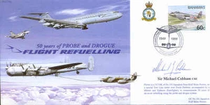 CC66 RAF Vickers VC10 cubierta de reabastecimiento de combustible de vuelo firmada COBHAM CBE - Imagen 1 de 1