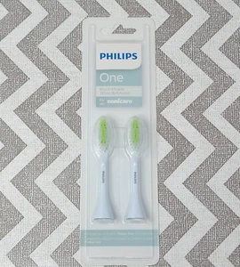 Philips One by Sonicare 2pk Brush Heads, Replacement Heads Mint BH1022/03 - Picture 1 of 6