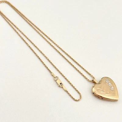 Vintage 14K Yellow Gold Flower Etched Puffy Heart Locket Pendant Chain Necklace - Image 1 of 4