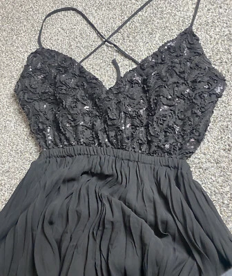 Long Prom/Party Gown Dress Black Pleated Skirt With Sequin Top Backless Small2-4 - Image 1 of 4