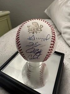 2017 World Series Signed ball - Picture 1 of 4