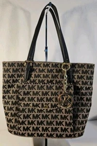 Authentic Michael Kors Jet Set Shoulder Tote Bag w/Gold Accents MK LOGO - Picture 1 of 8