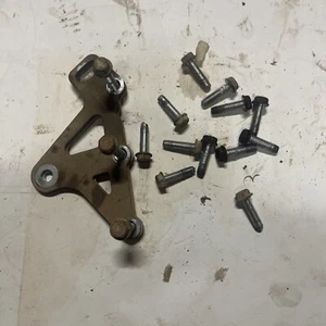 Polaris Xp 900 Transmission case Bolts and mounting bracket - Picture 1 of 5