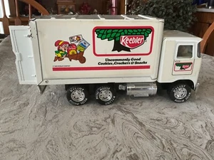 Vintage 10" Nylint Pressed Steel Keebler Snacks Delivery Box Truck - Picture 1 of 7