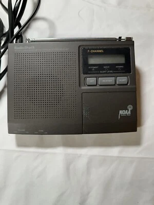 Radio Shack 7-Channel Weather Radio Alert System   - Image 1 of 4