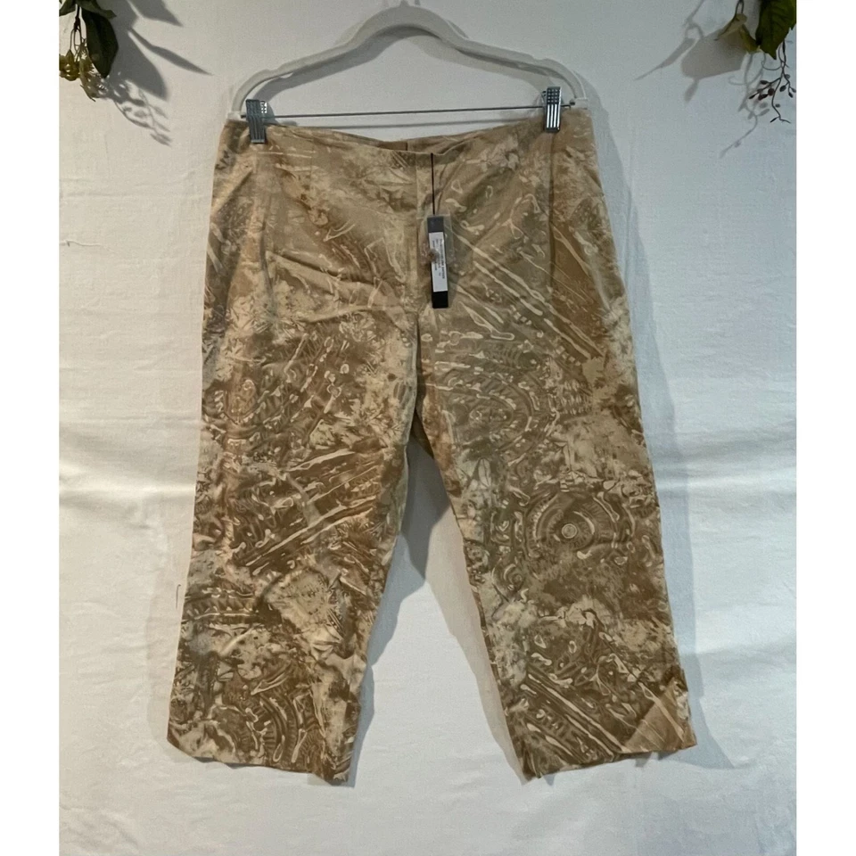 Calça capri estampada bronzeada Yansi Fugel tamanho 14 - Imagem 1 de 4