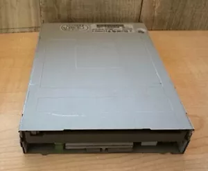 TriGem SFD-321B/KTGNP Unità floppy disk interna 3,5 - Foto 1 di 3