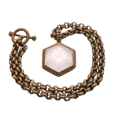 COLLAR COLGANTE FLOR HEXAGONAL CUARZO TALLADO BRONCE Stephen Dweck 18" Foto 1 de 4