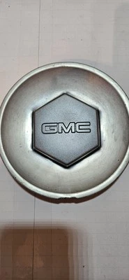 GMC Envoy XL 2004 2005 2006 2007 OEM tapa central de llantas de aleación 9595112 Foto 1 de 4