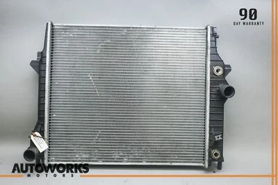 04-09 Conjunto de radiador de refrigeración del motor del motor Jaguar XJ8 VDP X350 2W938005AH OEM Foto 1 de 4