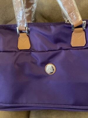 Bolsa de viaje ligera de dos pisos Tufftech Travelelease con detalles de cuero/RFID Foto 1 de 4