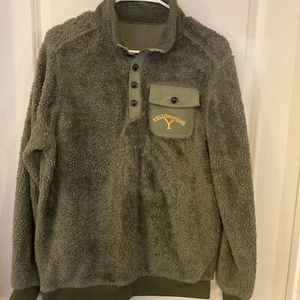 Women’s Medium Yellowstone Sherpa Fleece Pullover Dark Hunter Green Top Shirt - Picture 1 of 10