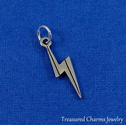 Silver Lightning Bolt Charm - Thunderstorm Rain Storm Chaser Pendant NEW - Imagem 1 de 1