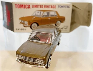 Tomica Limited Vintage LV-65b Datsun Bluebird 1200 Deluxe - Picture 1 of 8