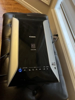 Canon CanoScan 9000F Mark II Film Negative/Document Flatbed ScannerTURNS ON READ - Image 1 of 4