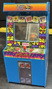 Vintage Street Fighter II Talking Arcade Bank 1993 Capcom Works Rare Electronic - Picture 1 of 11