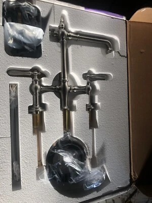 Grifo de cocina puente artefactos Kohler K-76519-4-VS con spray lateral. Cromo pulido Foto 1 de 4