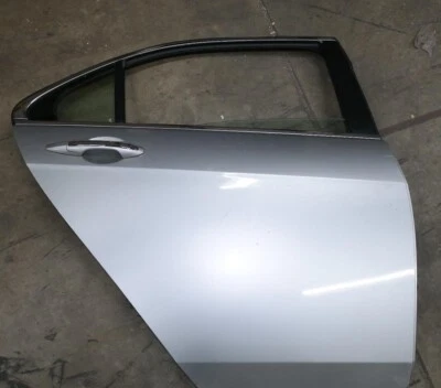 OEM 2004-08 ACURA TSX СЕРЕБРЯНАЯ ЗАДНЯЯ ПРАВАЯ ПАССАЖИРСКАЯ БОКОВАЯ ДВЕРЬ + ОКНО + МОТОР + РУЧКА - Изображение 1 из 4