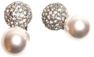 PENDIENTES PERFORADOS KENNETH JAY LANE, CRISTAL PAVÉ PLATEADO Y PERLAS Foto 1 de 2