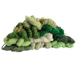 Paternayan Persian Yarn Lot Of 36 Skeins Green Assortment 3 Ply Wool Tapestry - Picture 1 of 5