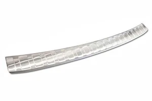 para VW Passat Sedán 4D 2014-2021 Moldura del parachoques trasero Plateado - Imagen 1 de 9
