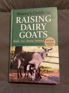 Storey's Guide to Raising Dairy Goats, 4th Edition - Hard Copy / Brand New - Imagen 1 de 2
