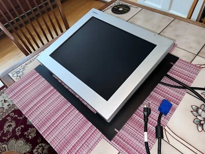 Envision EN-7100e  17" Rack Mounted Monitor w/Power Supply - Image 1 of 3