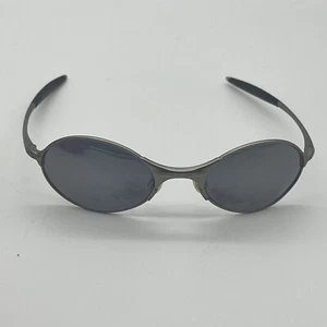 Vintage 90’s Oakley Original E-Wire Titanium Sunglasses - Excellent Condition - Picture 1 of 9